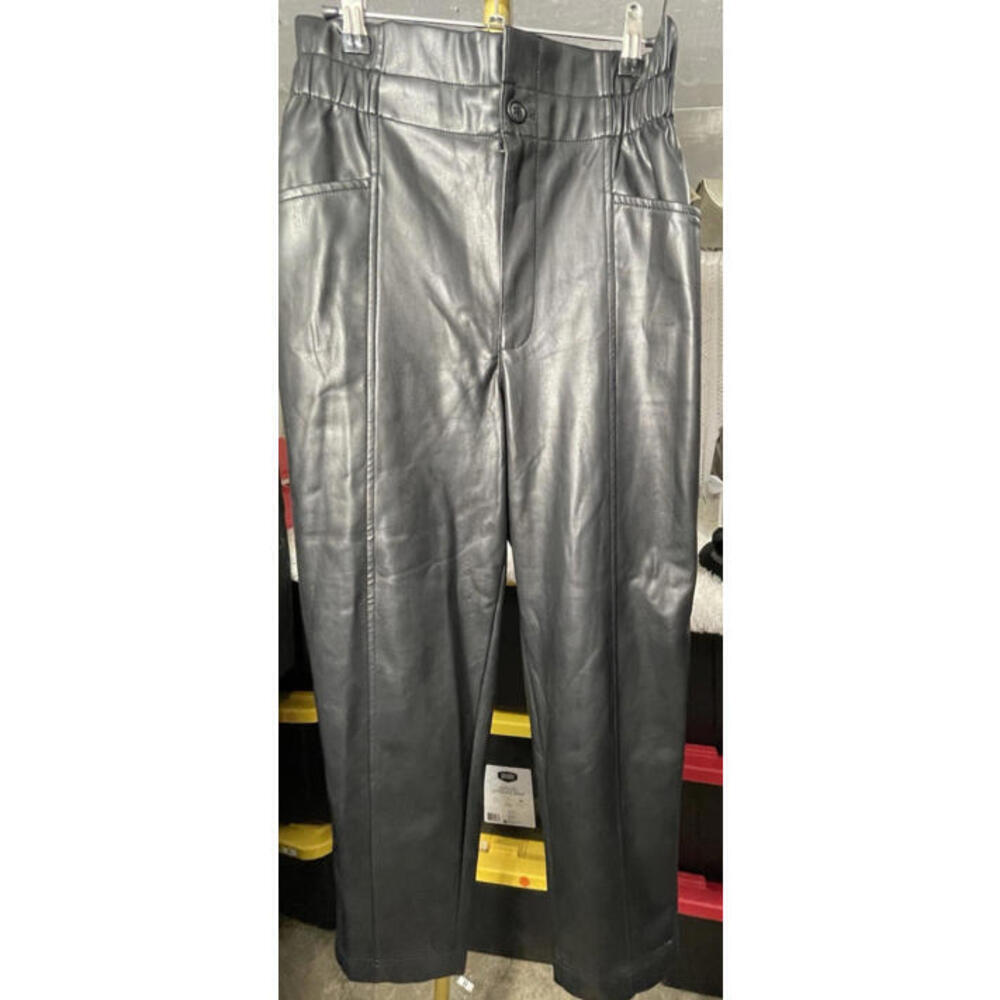 Madewell Black Faux Leather Paperbag Waist Pull On Cropped Pants Size 6